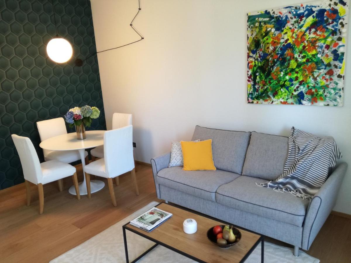 Suite 51 Appartamento Con Terrazzo A 50 Mt Dal Lago - Private Parking (Adults Only) Arona Exterior foto