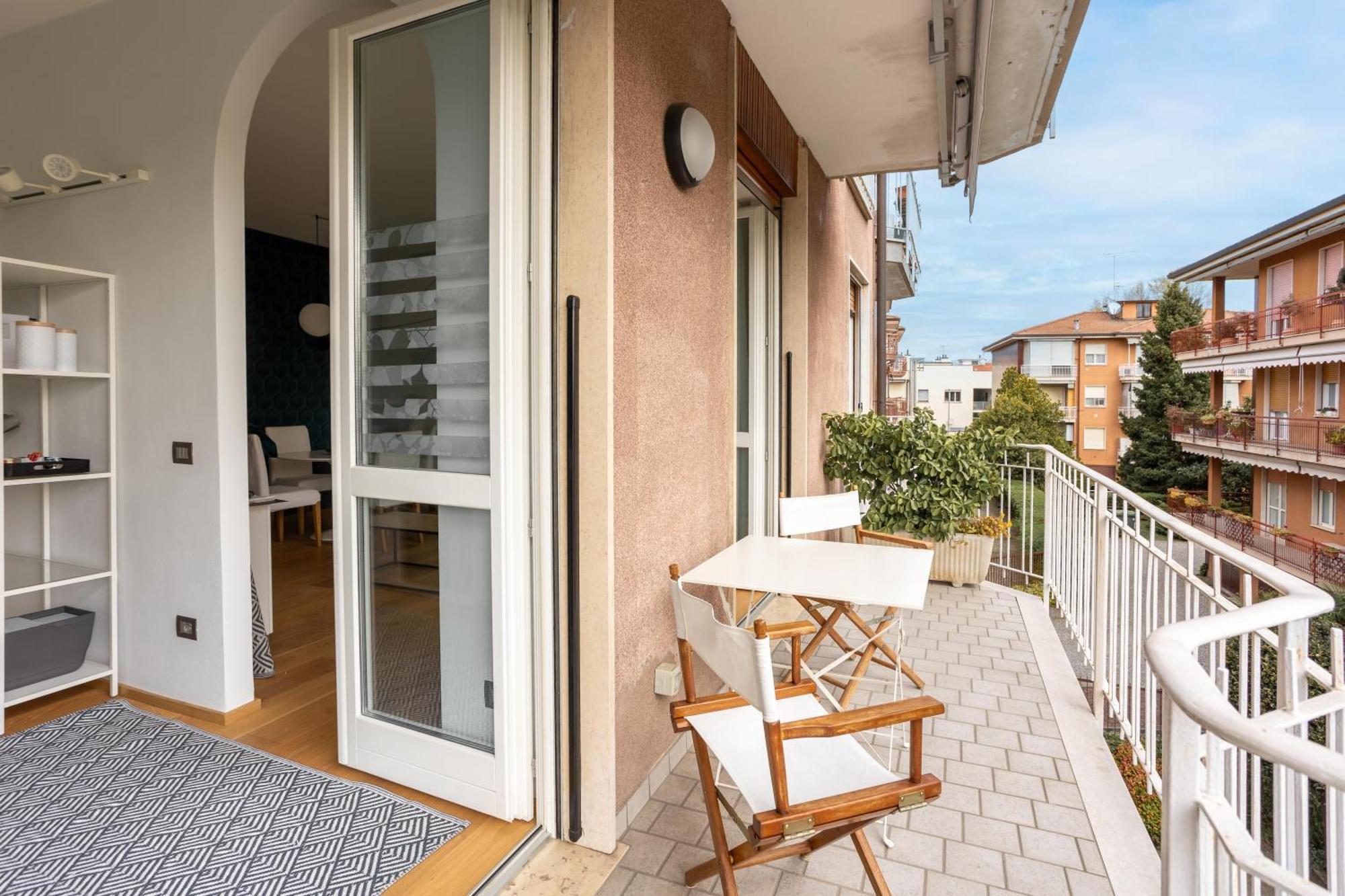 Suite 51 Appartamento Con Terrazzo A 50 Mt Dal Lago - Private Parking (Adults Only) Arona Exterior foto